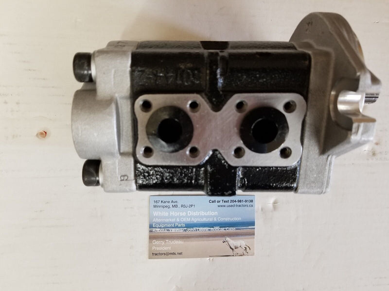 Load image into Gallery viewer, New Kubota  L39 Hydraulic Pump 3A272-82200, 32781-36402, 32781-36400
