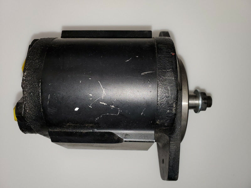 Load image into Gallery viewer, New Hydraulic Gear Pump Fits Case 90XT, 1840

