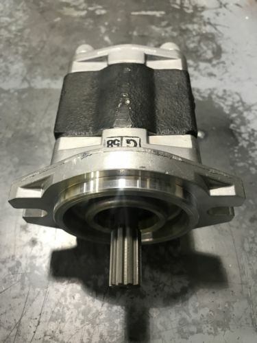 Load image into Gallery viewer, NEW HYDRAULIC GEAR PUMP FITS CAT 2P6000 FORKLIFT
