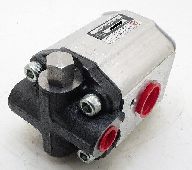 Load image into Gallery viewer, Hydraulic Gear Pump For Ford / New Holland 8160 Tractor
