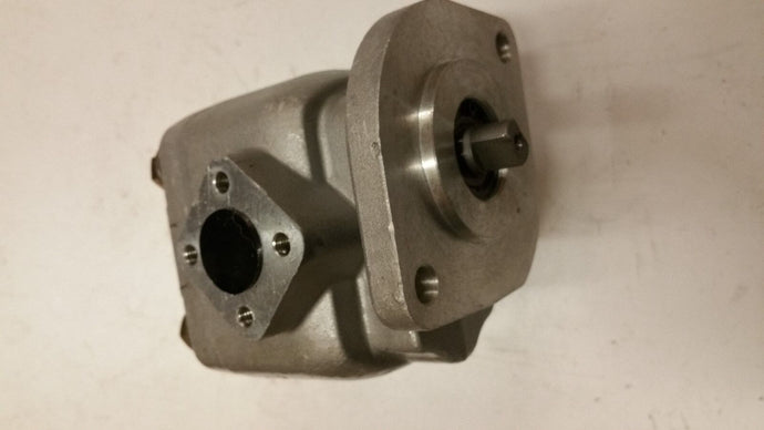 38180-7610-0 New Kubota L1-20 Hydraulic Oil Pressure Pump