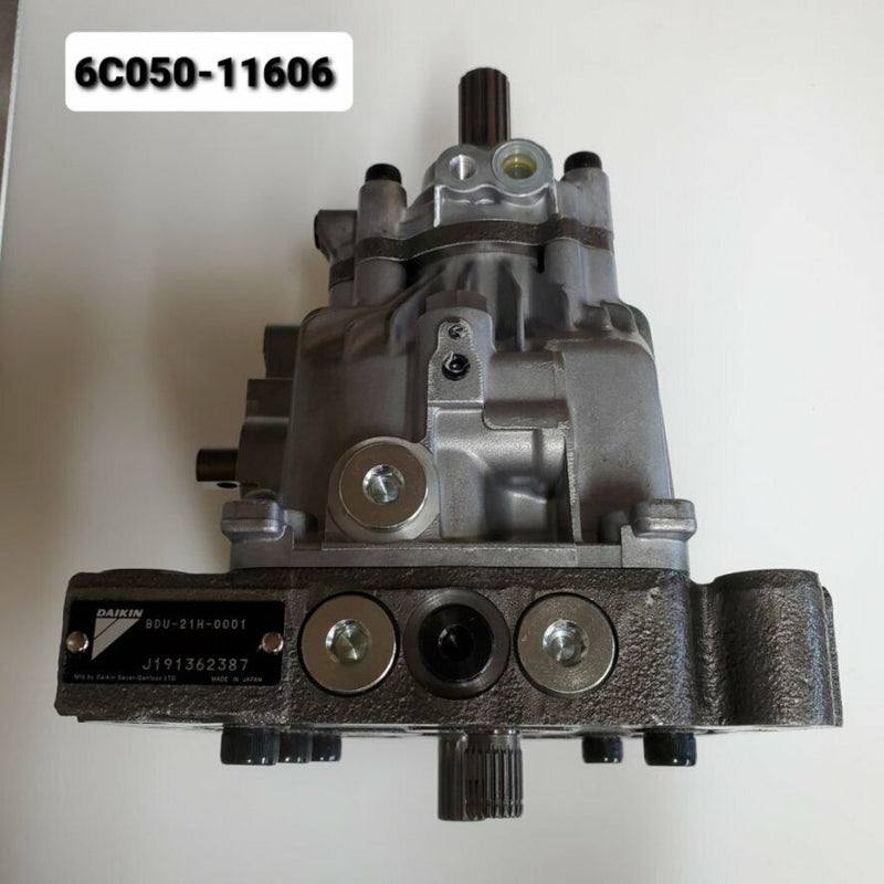 Load image into Gallery viewer, New OEM Kubota Hydrostatic Transmission Assy Fits B2400HS Series
