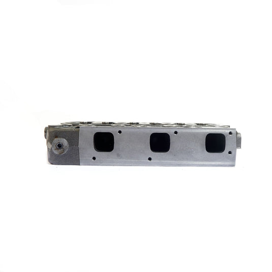 NEW Bare Cylinder Head For Bobcat 553 SN: 539411001 & Up