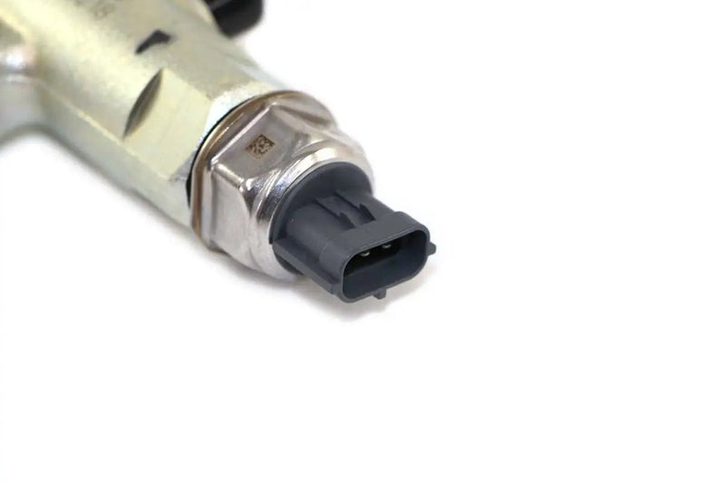 Load image into Gallery viewer, GENUINE Fuel Rail for Kubota M108SHD/SDS/SDS2
