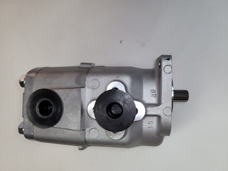 Load image into Gallery viewer, New OEM Kubota  L3710DT/GST Hydraulic Oil Pressure Pump 3455036400, 34550-36400
