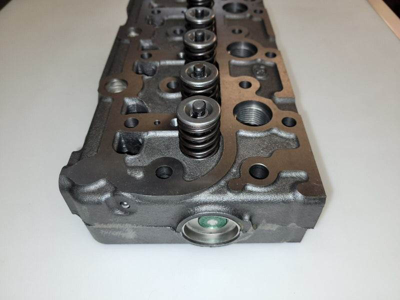 Load image into Gallery viewer, New Cylinder Head Fits Kubota D950, F2100,F2000, C/W Valves

