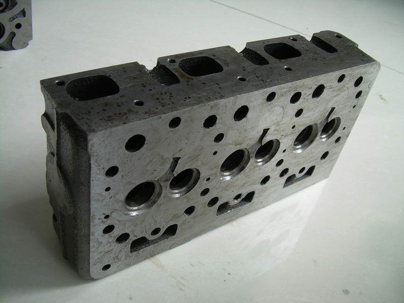 Load image into Gallery viewer, New Bobcat Cylinder Head Fits 320 Part# 6599993
