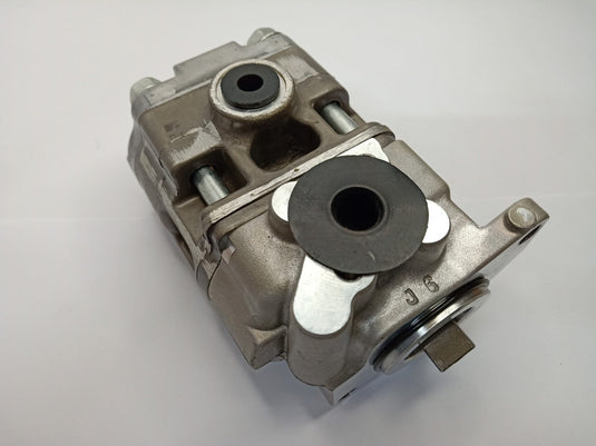 NEW Genuine Hydraulic Pump for Kubota LX2620HSDCC