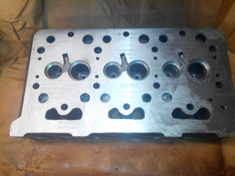 Load image into Gallery viewer, New Kubota/Zennoh Cylinder Head Fits L2000,L2201, L225, L245, D1101A
