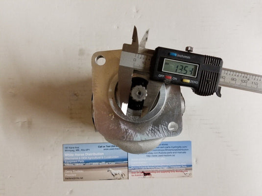 31351-76100, 31351-76102 New Hydraulic Oil Pressure Pump Fits Kubota L1-205