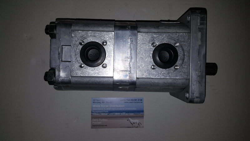 Load image into Gallery viewer, New Kubota M6800 Tandem Hydraulic Pump
