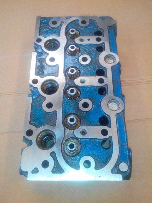 New Kubota Cylinder Head Fits D950, Kubota B1600, B1600DT, 19267-0304-0