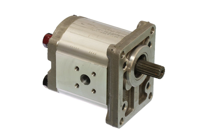 New Hydraulic Pump Fits Kubota  M7030