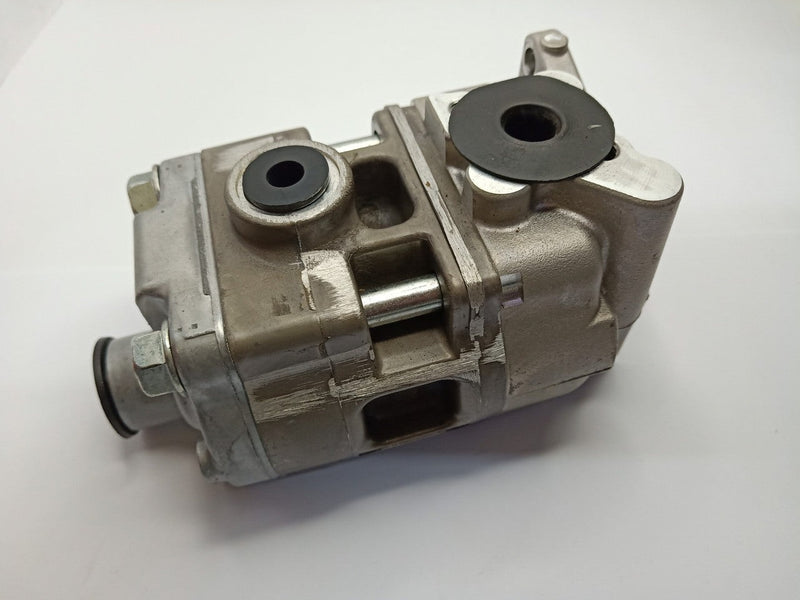 Load image into Gallery viewer, NEW Genuine Hydraulic Pump Replaces Kubota Part Number 6C200-37300
