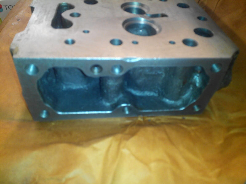 Load image into Gallery viewer, New Kubota/Zennoh Cylinder Head Fits L295
