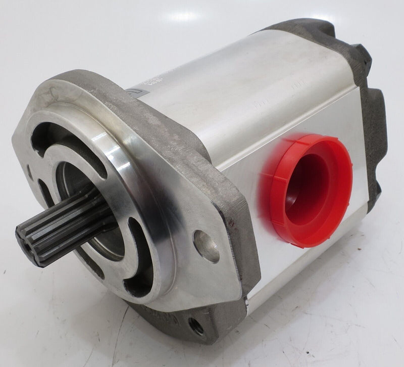 Load image into Gallery viewer, Hydraulic Pump for Case 400 BELOIT SKID KING WHEEL LOADER 01/68 12/69
