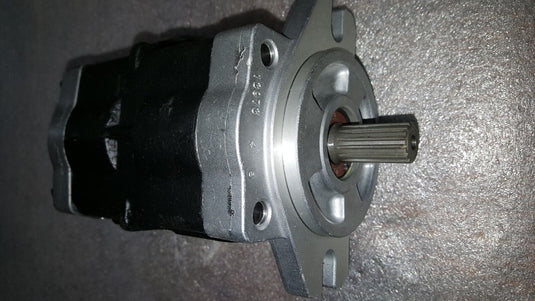 New Kubota  M6060/M7040/M7060/M8540/M5660 Hydraulic Pump 3C001-82203