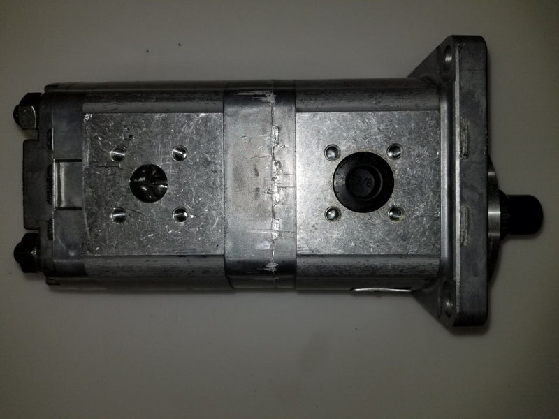 Load image into Gallery viewer, New Excavator Tandem Hydraulic Pump Fits Kubota KH040
