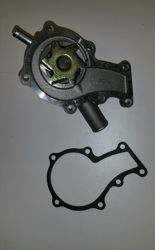 New Kubota D902 WATER PUMP 1E051-73030, 1E051-73034, 19883-73030