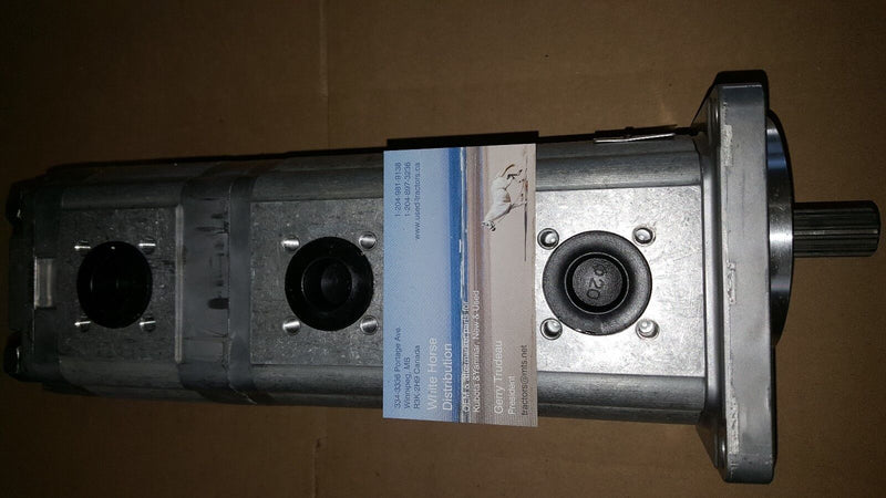 Load image into Gallery viewer, New Kubota KH60 Excavator Triple Hydraulic Pump
