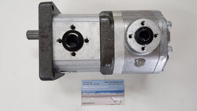 Load image into Gallery viewer, New Kubota  M4030, M4030DT (EXCEPT SU) Hydraulic Pump (Hyd Shuttle) 32530-76102
