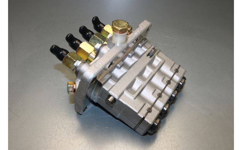 Load image into Gallery viewer, Fuel Injection Pump Fits Kioti Model LX500L-EU
