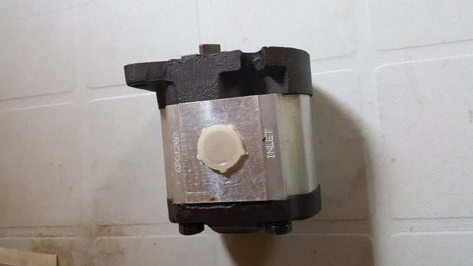 New Hydraulic Oil Pressure Pump Fits Kubota B20