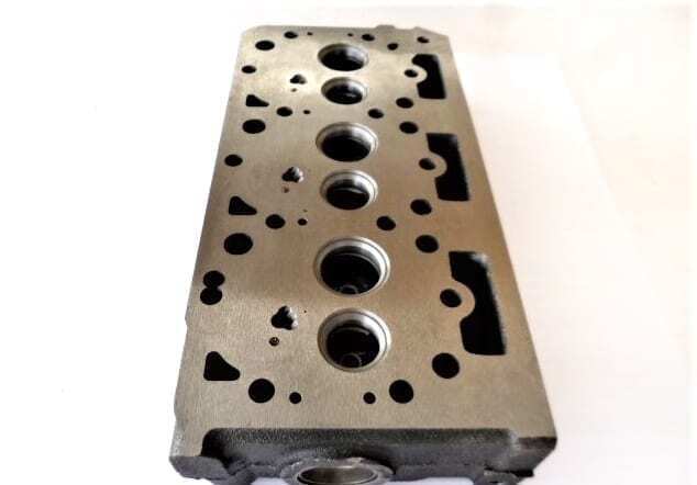 Load image into Gallery viewer, NEW Bare Cylinder Head for Kubota BX2360
