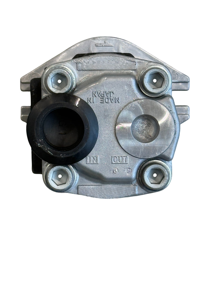 Load image into Gallery viewer, Genuine Shimadzu High-Flow Hydraulic Pump for Takeuchi TL10 TL12 1902027400
