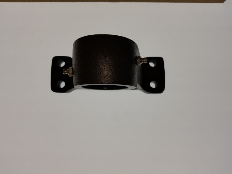 Load image into Gallery viewer, 3A021-41633 Front Axle Bracket &quot;Front&quot; M5400
