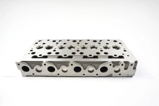 NEW BARE Cylinder Head Replaces Bobcat Part Number 6655153