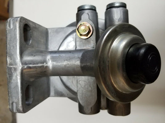 Water Separator C/W Priming Pump Fits Challenger MT515D TRACTOR