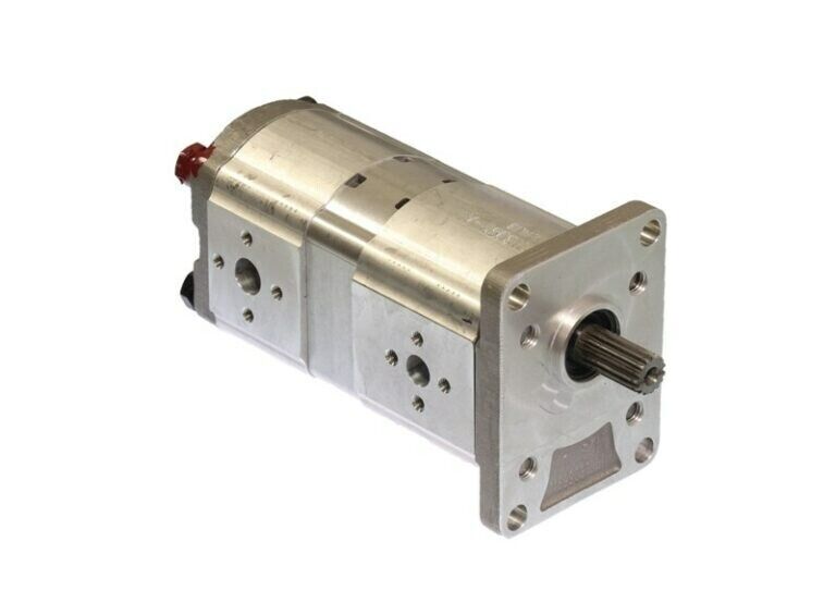 Load image into Gallery viewer, Replacement Hydraulic Pump For Kubota  L3350DT (Manual Shuttle) 35430-82200
