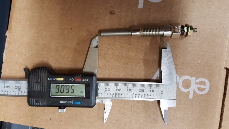 Load image into Gallery viewer, New Kubota M4800SU M5640SUD MX5100DT MX5100F Glow Plug
