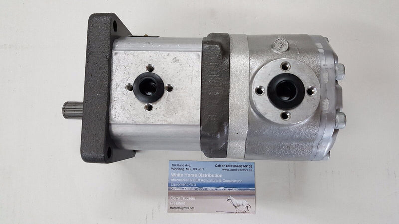 Load image into Gallery viewer, New Kubota  M4030, M4030DT (EXCEPT SU) Hydraulic Pump (Hyd Shuttle) 32530-76102
