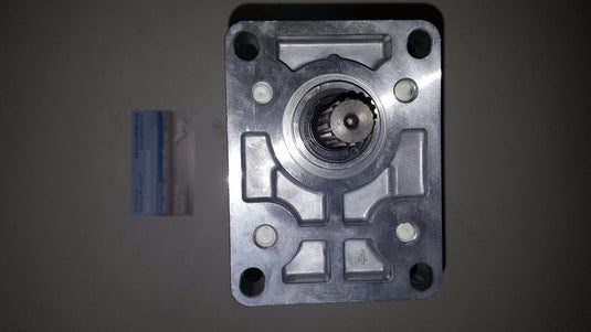 New Kubota M8200 Tandem Hydraulic Pump