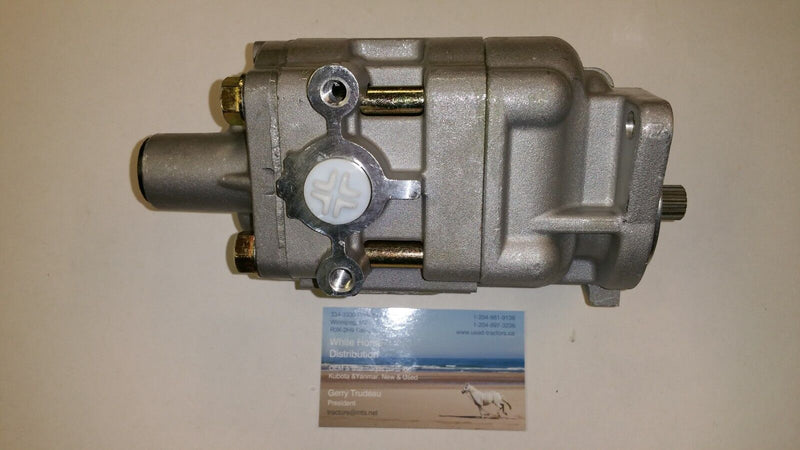 Load image into Gallery viewer, New Kubota  L2501D/H/F Hydraulic Oil Pressure Pump T1150-36440
