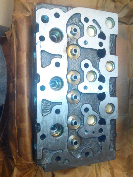 New Kubota/Zennoh Cylinder Head Fits L295